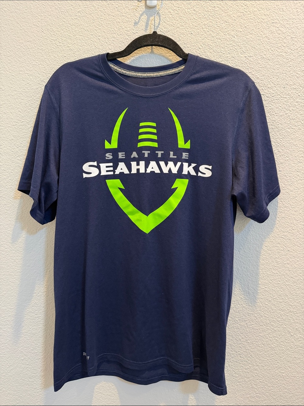 Nike DRI-FIT Seattle Seahawks Mens T-Shirt Size Medium
